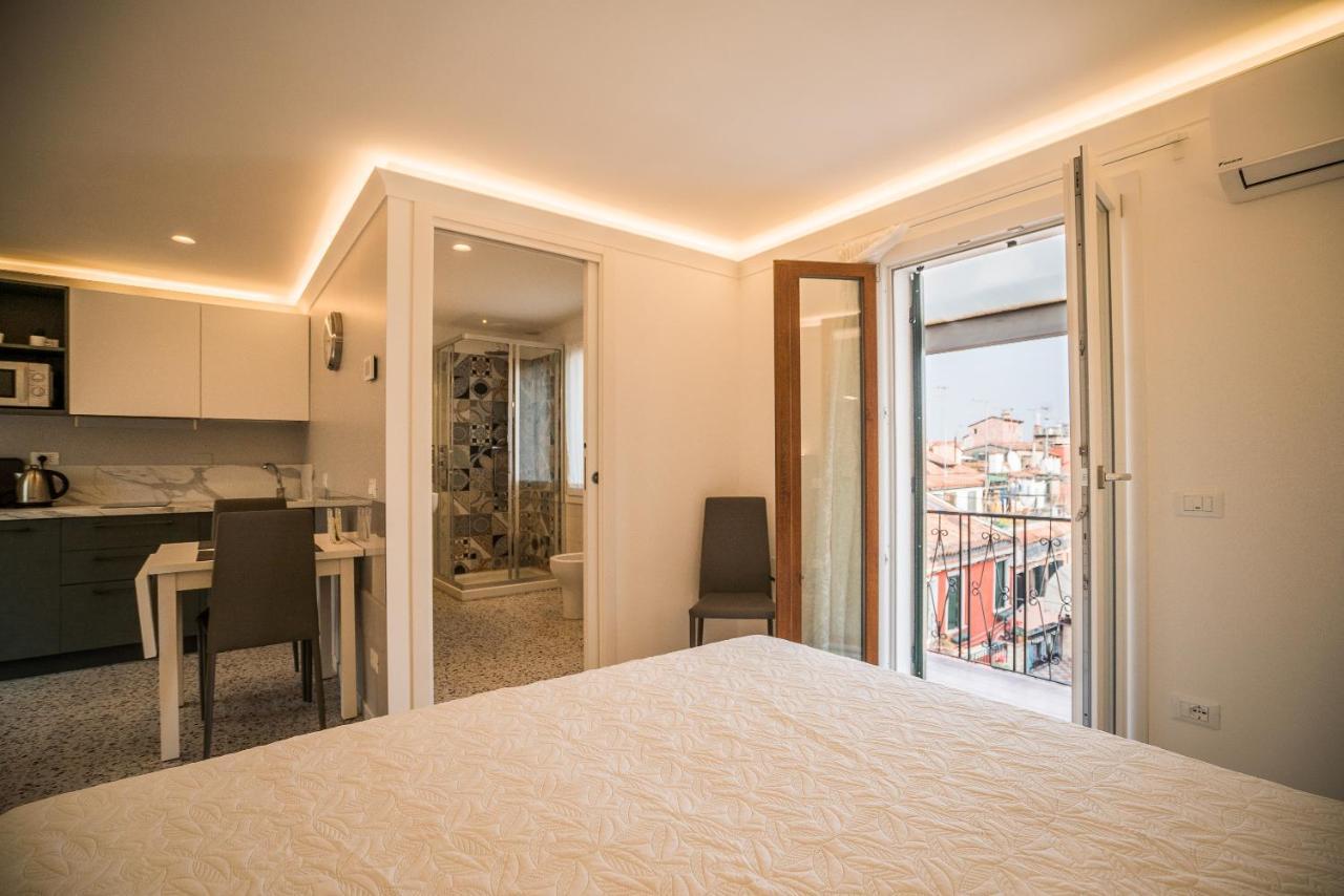 Venetian Roof View Apartment Exterior photo